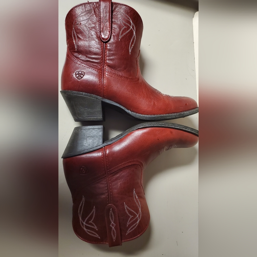 ARIAT Leather Western Boot 7.5 Med